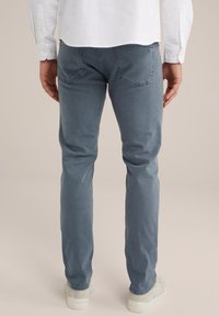 WE Fashion BLUE RIDGE - Traperice uskog kroja - grey