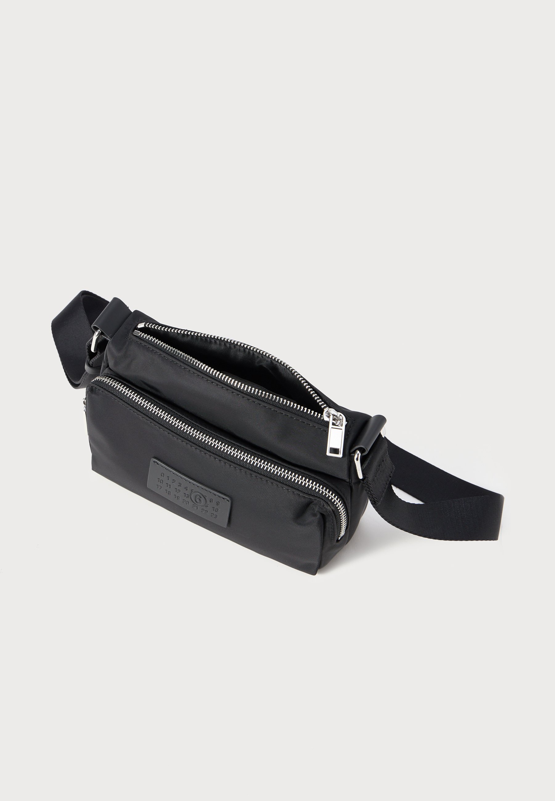 MM6 Maison Margiela CROSSBODY BAG - Cross body bag - black