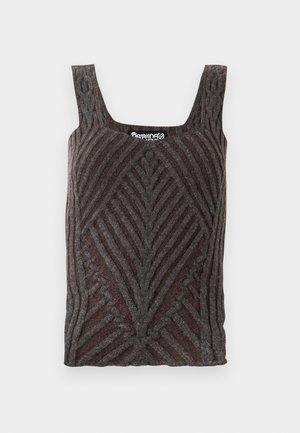 Smeđi pleteni top bez rukava s teksturiranim chevron uzorkom, širokim naramenicama i okruglim izrezom. Materijal izgleda mekano i toplo.