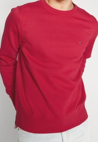 Tommy Hilfiger Sudadera - berry