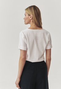 TATUUM T-shirts print - white