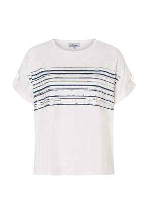 Weißes Kurzarmhemd mit marineblauen und silbernen horizontalen Streifen über der Brust und hochgekrempelten Ärmeln.