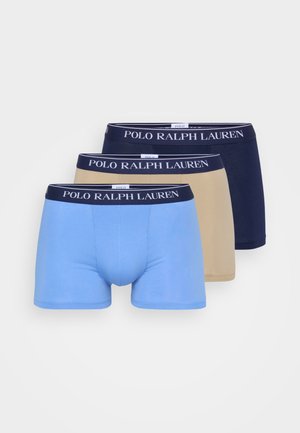 Ensemble de trois boxers en coton de couleur bleue, beige et marine, dotés de ceintures élastiques avec le logo "POLO RALPH LAUREN".