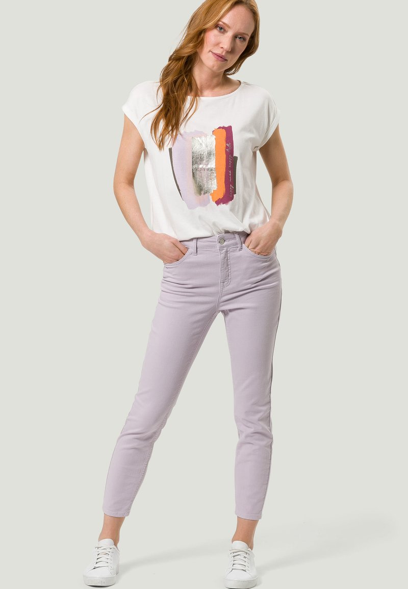 Damen Kleider | zero MIT METALLIC PRINT T-Shirt print offwhite/weiß - XR11400 Damen Kleider | zero MIT METALLIC PRINT T-Shirt print offwhite/weiß - XR11400