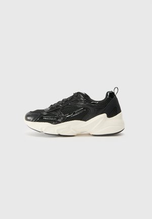 Trainers - black/white