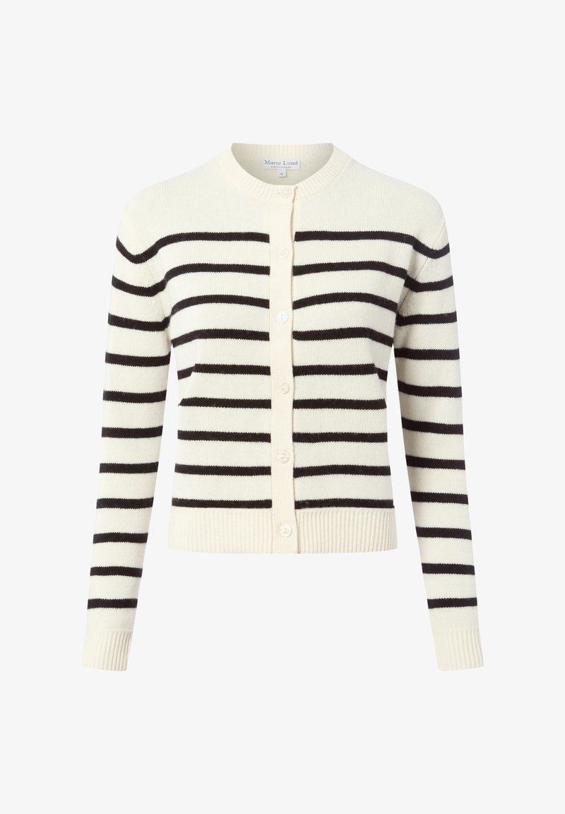 Gilet en tricot crème avec des rayures horizontales noires, manches longues, poignets et ourlet côtelés, et une fermeture à bouton sur le devant.