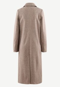 Brun herringbone-kappe med en notch-krave og knapmanchetter. Har en lige pasform, synlig søm ned ad ryggen og et tekstureret stof.