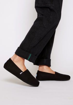 Slip-ons - black