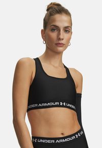 Nem kiválasztott, ultimate black