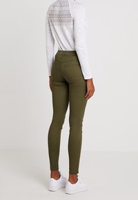 Pieces Vaqueros pitillo - dark green