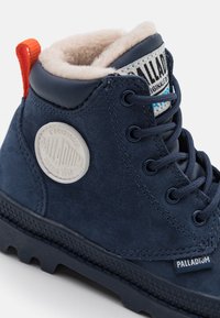 Palladium PAMPA HI CUFF WATERPROOF UNISEX - Stivali da neve  - mood indigo