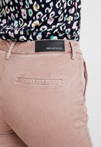 Replay Vaqueros pitillo - coloured denim