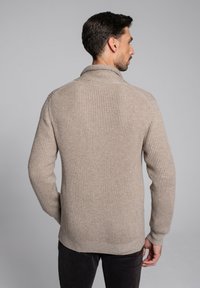 BORGIO MUGNANO beżowy