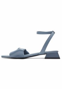 Thumbnail Image 4