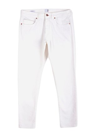 Jeans bianchi a gamba dritta con tasche frontali, passanti per cintura e chiusura con bottone in vita.