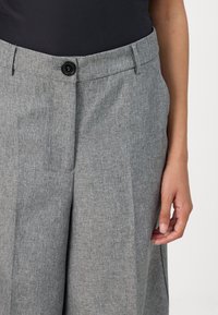 SOMETHINGNEW SNNANA WIDE MAXI PANT - Püksid - grey