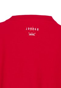 AIR CREW - T-shirt con stampa - gym red black