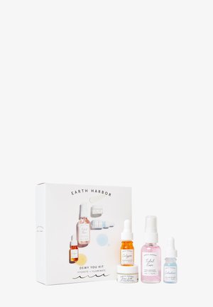 Earth Harbor DEWY YOU KIT - Skincare Set