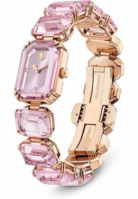 Reloj de gemas rosas con esfera octagonal y acentos de acero inoxidable. Cuenta con una pulsera vinculada de grandes gemas rosas, con acabado pulido.