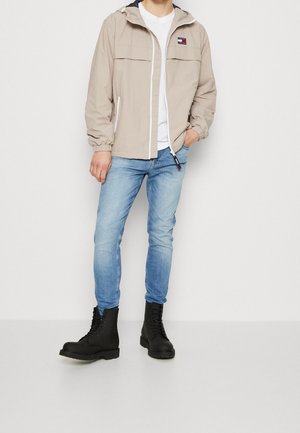 Tommy Jeans Windbreakers - khaki