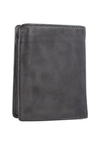 Zwarte leren portemonnee met een textuur, bi-vouw ontwerp en witte stikdetails. Compact formaat, geschikt voor kaarten en geld.