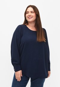 Unausgewählt, navy blazer