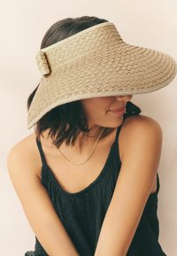 Next Hatte - natural
