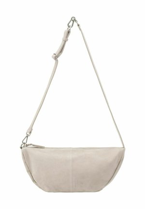 Sacoche en cuir beige clair, de forme courbée, avec une fermeture éclair et une bandoulière réglable dotée d'un clip en métal. Texture lisse.
