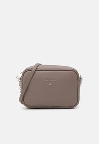 Patrizia Pepe HANDBAG - Schoudertas - dark tatami