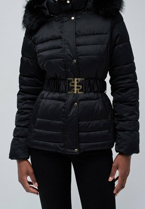 Abrigo de invierno - black