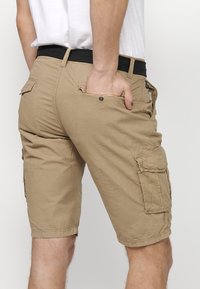 Koroshi BERMUDA  - Šortky - beige