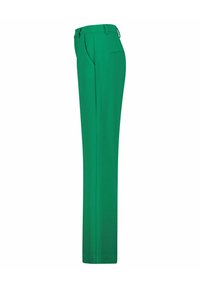 Pantaloni dritti verdi realizzati in tessuto liscio. Presentano tasche laterali, una tasca posteriore e una vita sagomata con passanti per la cintura.