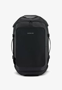 Ei valittu, all black