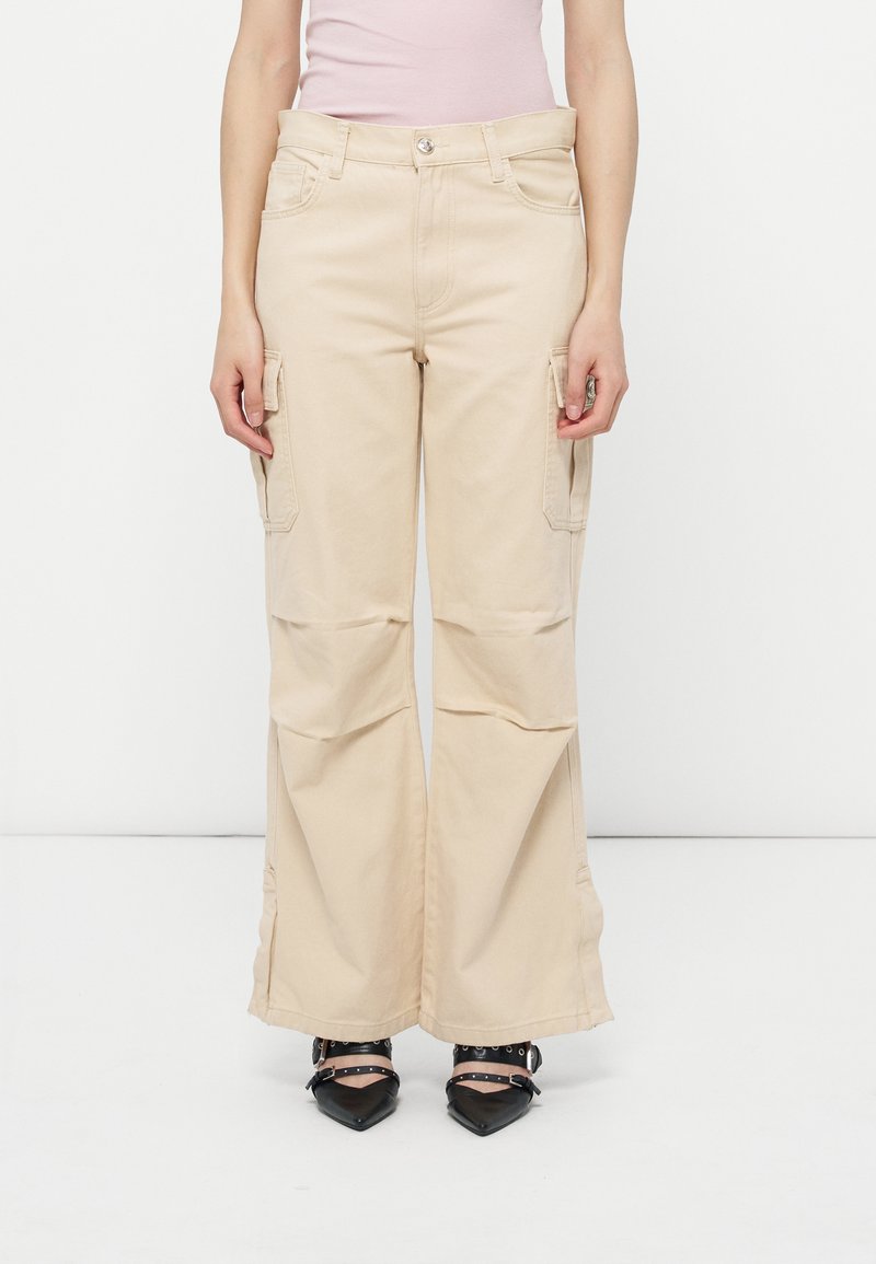 Pantalones cargo