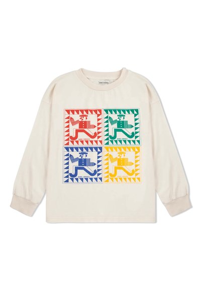 Helle beige Langarmshirt mit vier bunten grafischen Quadraten, die stilisierte Hundefiguren in Rot, Grün, Blau und Gelb zeigen. Weiche Textur.