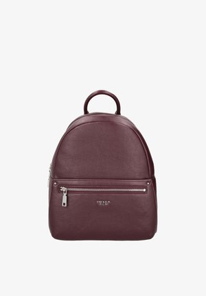 Zaino in pelle color bordeaux con parte superiore arrotondata, tasca frontale con cerniera e manico superiore. Presenta una texture liscia e dettagli in metallo color argento.