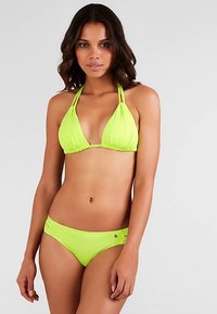 Neongrönt bikiniset med trekantigt linne med knytband och hipstertrosor med subtila accenter och slät textur.