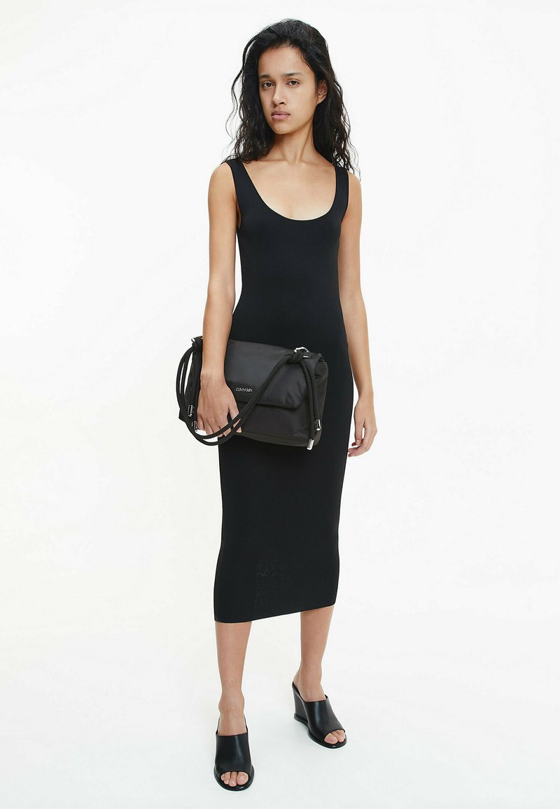 Calvin Klein Sac à main - ck black