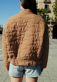 Next QUILTED PETITE  - Välikausitakki - rust brown