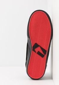 Globe ENCORE 2 - Sapatilhas - black
