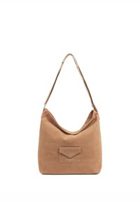 Borsa hobo morbida in camoscio color cuoio con tracolla, dotata di tasca frontale e dettaglio con logo. Texture liscia, design minimalista.