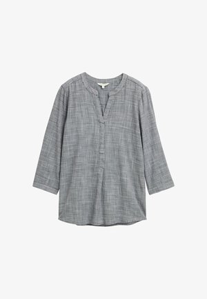Šedá kostkovaná blúzka s dlhým rukávom, guľatým výstrihom a predným rozparkom, vyrobená z ľahkého materiálu.