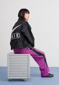 Nike Sportswear AIR - Blouson Bomber - black/white