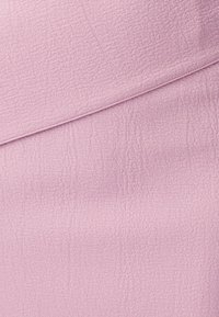 Unselected, lilac