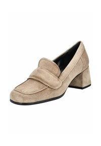 Mocasines de ante beige con tacón bloque, punta redondeada y una banda cosida prominente en el empeine. Superficie texturizada con un acabado mate.