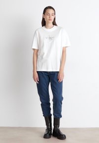 Calvin Klein Jeans MONOLOGO - T-shirt con stampa - bright white