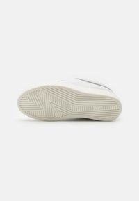 rag & bone Chaussures de skate - white