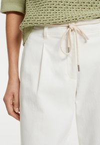 OPUS Tygbyxor - off-white