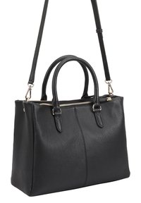 Zwarte leren handtas met een gestructureerde afwerking, dubbele bovenhandvatten en een verstelbare schouderriem. Voorzien van een ritssluiting en hardware in goudkleur.