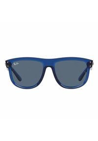 Occhiali da sole di plastica blu con forma rettangolare, lenti grigie, logo Ray-Ban sulla montatura, dotati di hardware nero e argento.